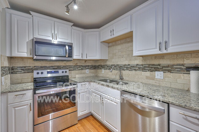 Building Photo - 109 Harrow Ct