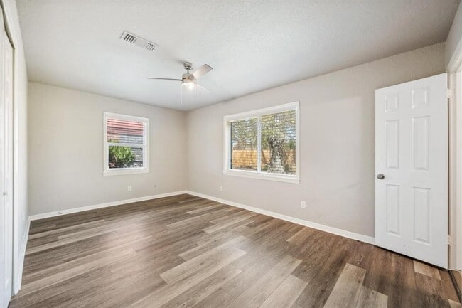 Building Photo - 4701 Frontier Dr