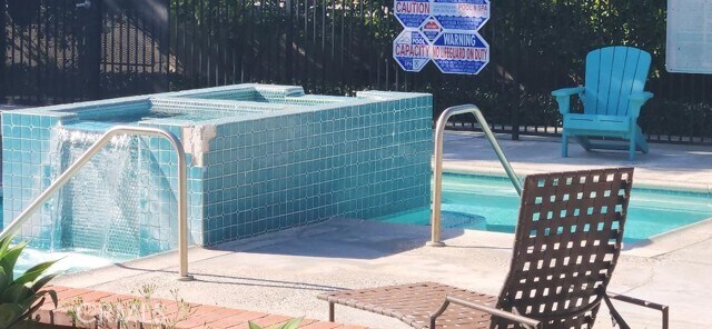 Building Photo - 1010 W MacArthur Blvd