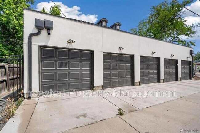 Building Photo - 1405 Yates St