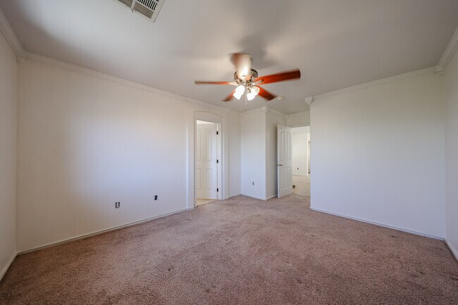 Building Photo - 337 W Mountain Sage Dr