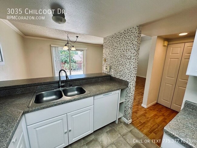 Building Photo - 3035 Chilcoot Dr