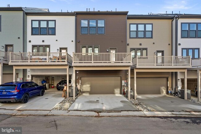 Building Photo - 1309 Bracken Ln