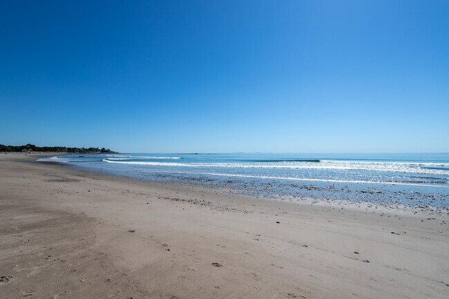 Building Photo - 1044 Ocean Blvd