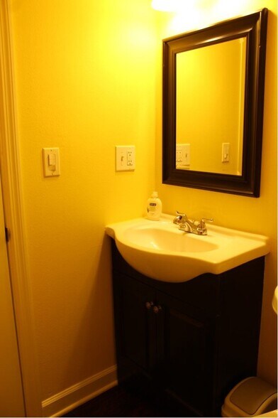 A bright clean bathroom. - 3813 Gallatin Pike