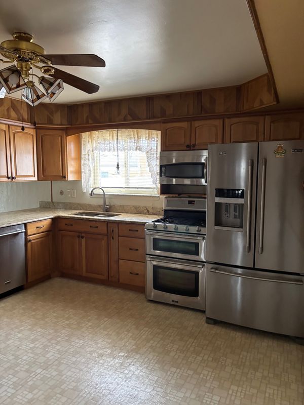 Building Photo - 14224 Brandywine Rd