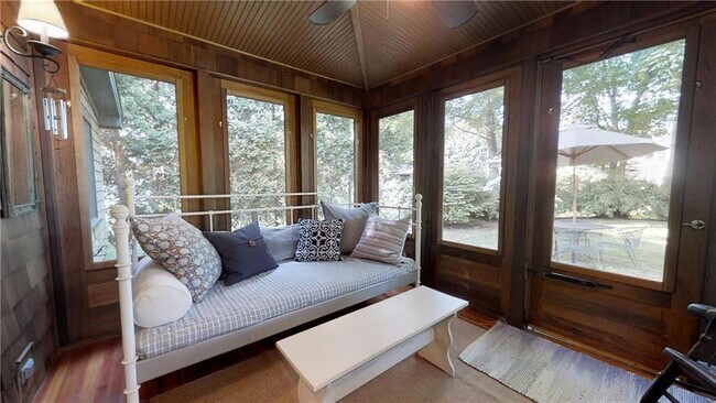 Building Photo - 95 Wood Ln