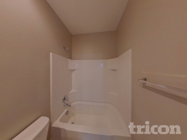 Building Photo - 41363 W Williams Way