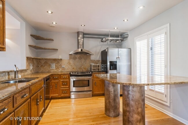 Building Photo - 1410 Shire Cir