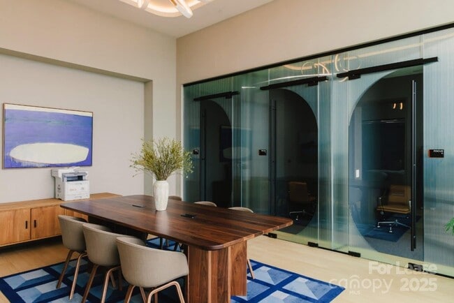 Building Photo - 2161 Hawkins St