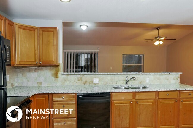 Building Photo - 2036 Walsh Ave SE