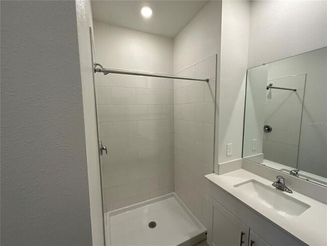 Building Photo - 32188 Spiceberry St