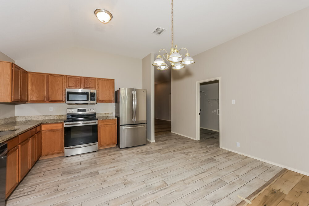 Building Photo - 1082 Magnolia Ln