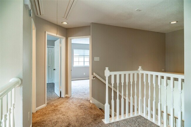 Building Photo - 3523 Ashlock Dr