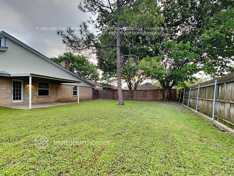 Building Photo - 5668 Jamaica Cir