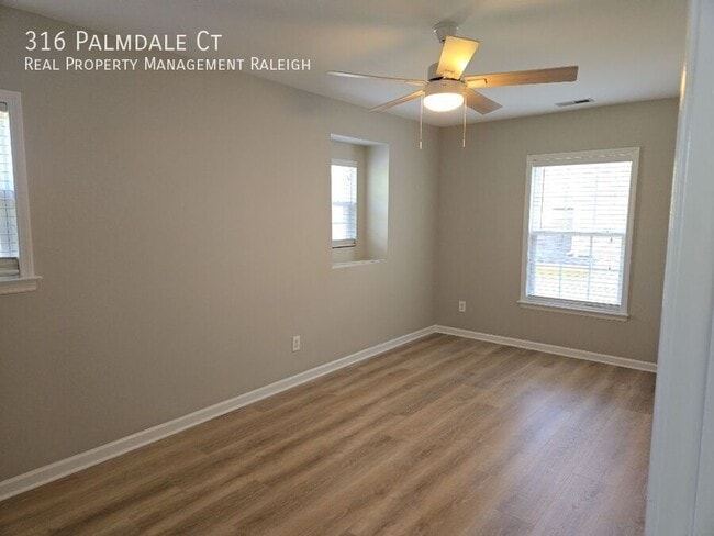 Building Photo - 316 Palmdale Ct
