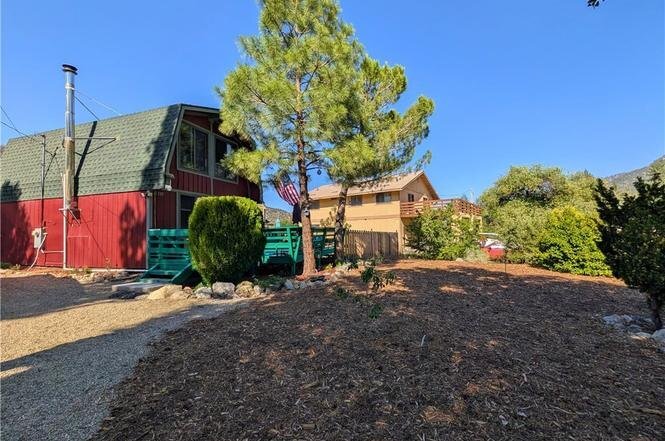 Building Photo - 16505 Oakwood Way