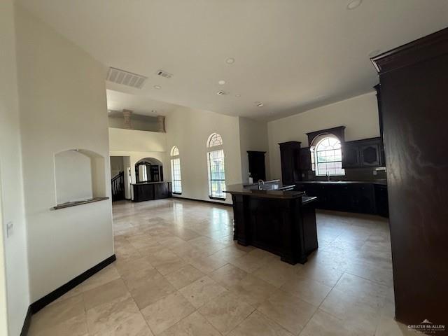 Building Photo - 7610 Wagon Trail Dr