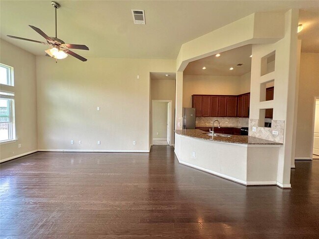 Building Photo - 8250 Arezzo Dr