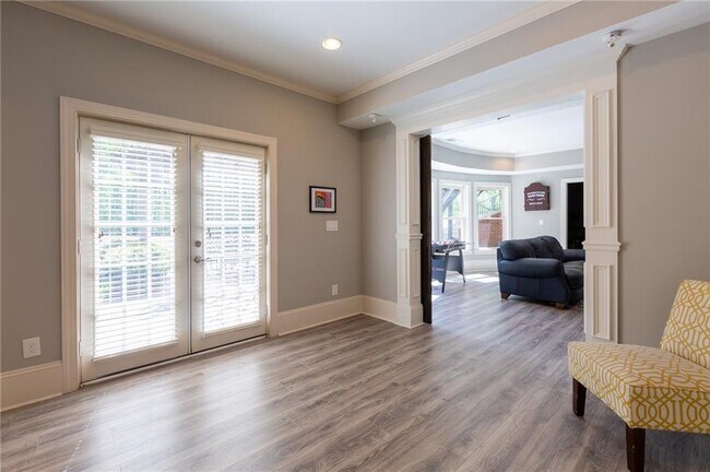 Building Photo - 2360 Manor Creek Ct