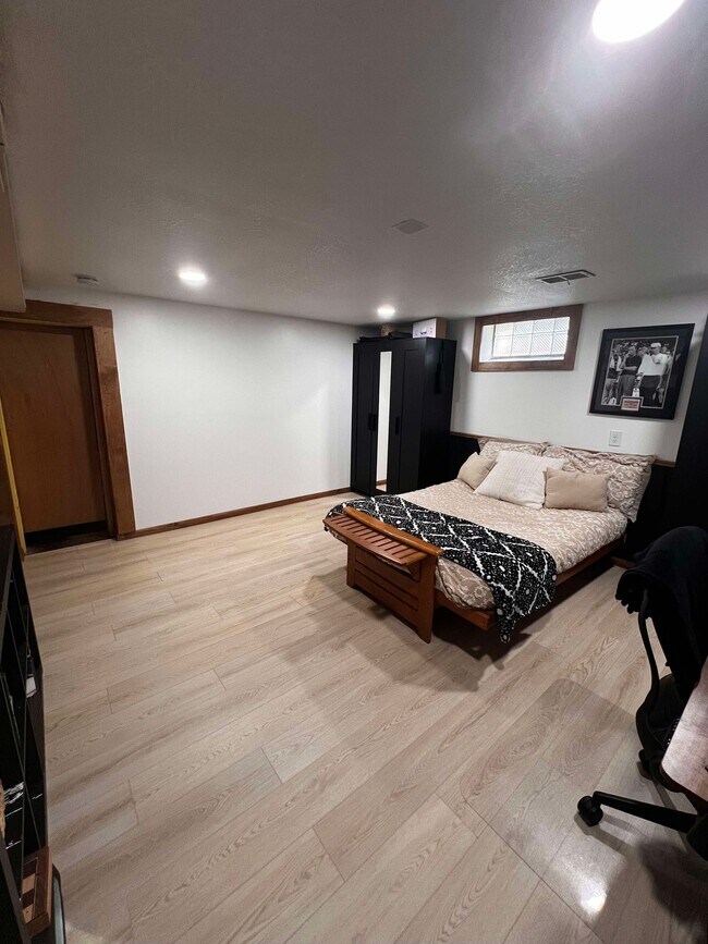 Basement Bedroom - 8434 Colfax Ave S