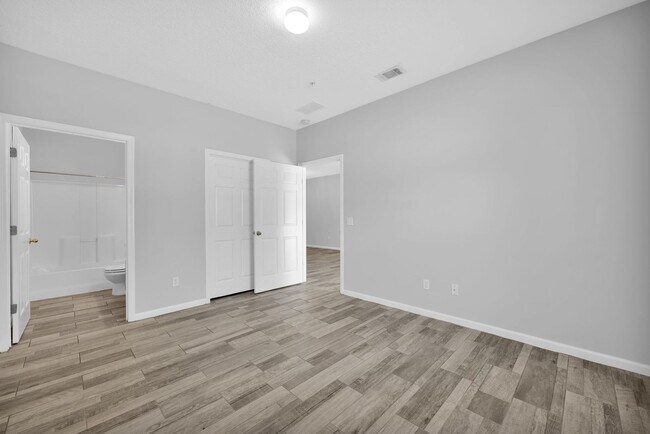 Building Photo - Limited-Time Rental Deal with move-in BONUS