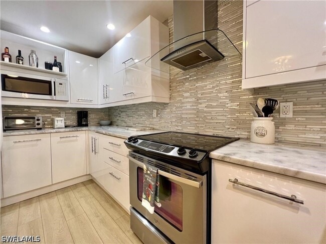 Building Photo - 1120 Sarah Jean Cir