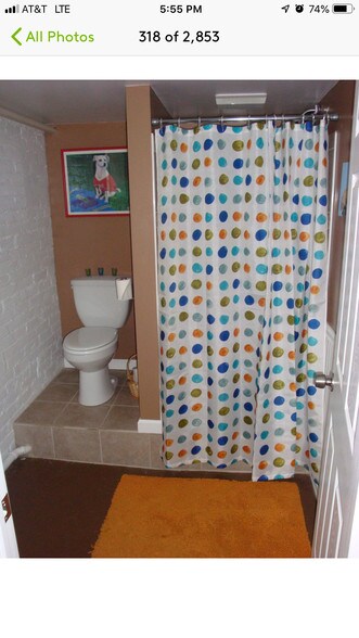 Building Photo - 2662 Hampshire Rd