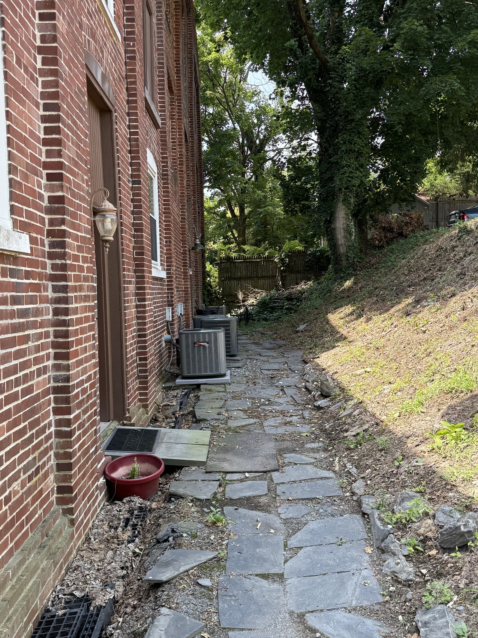 Walkway to Unit E - 11 Spruce St