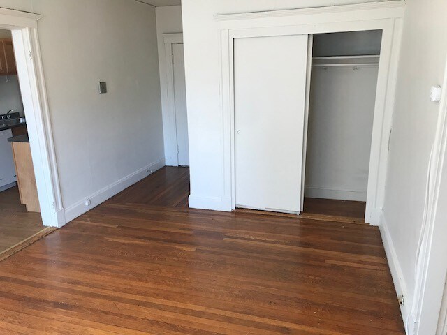 Building Photo - 1162 Boylston St
