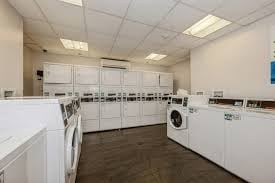 Building Photo - 188 E Chestnut St