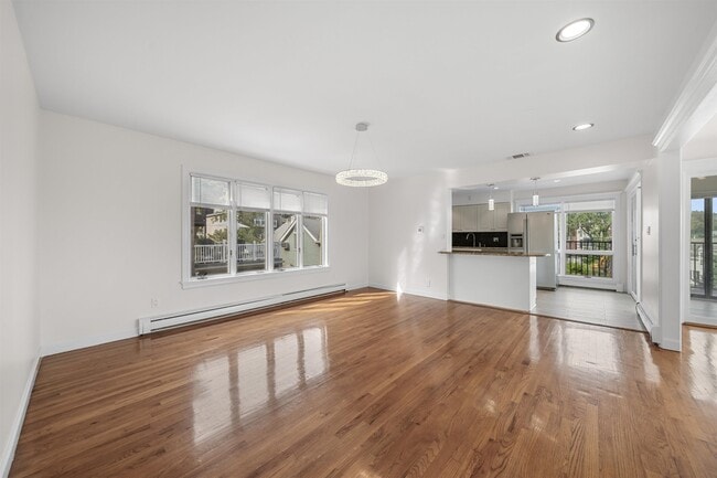 Building Photo - 9 Sterling Pl