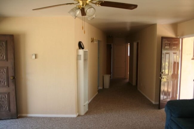 Building Photo - Lovely single story home in Buena Park