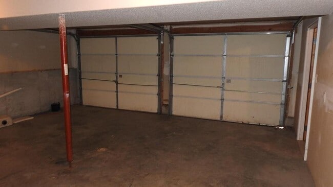 Building Photo - 621 N Downey Ct