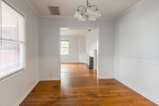 Building Photo - 1023 Ellingson Ln