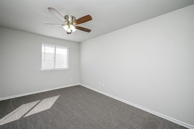 Building Photo - 6514 Kentwick Dr