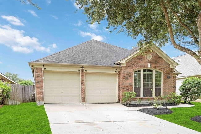 Building Photo - 2019 Shore Breeze Dr