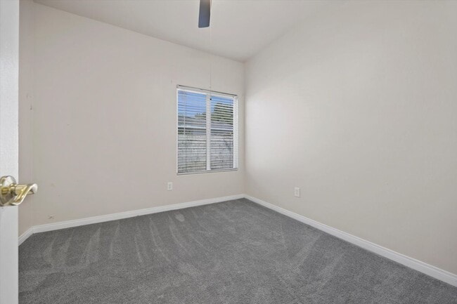 Building Photo - 9814 Autumn Serenade Ct