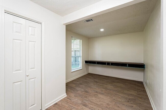 Building Photo - 34306 Conroe Huffsmith Rd