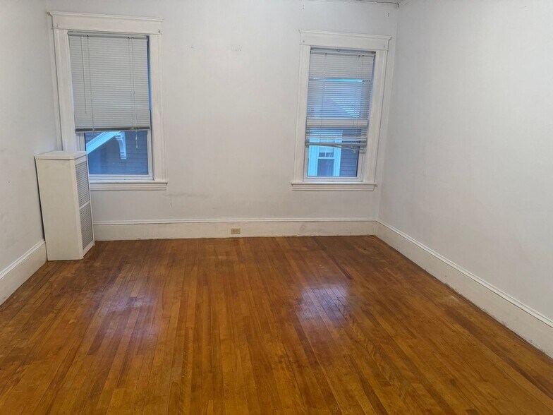 Building Photo - 34 Morningside Rd