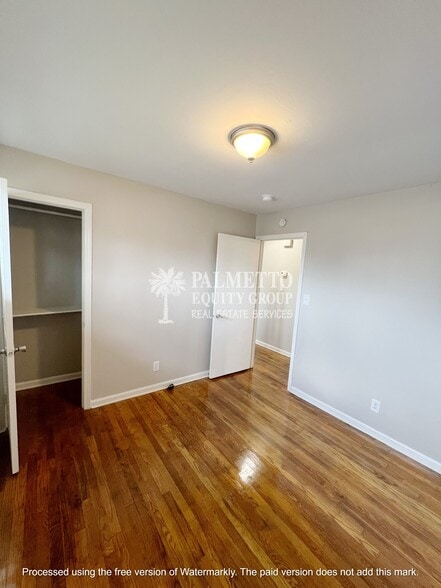 Building Photo - 2601 Dulaire Rd