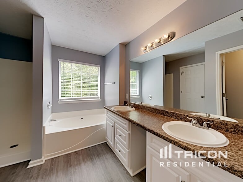 Building Photo - 737 Baskins Cir