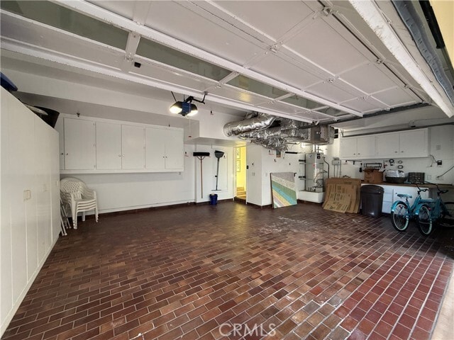 Building Photo - 72 Surfside Ave.