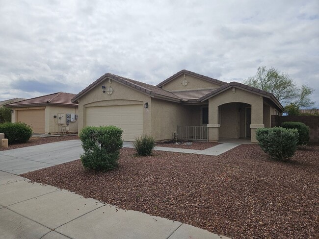 Building Photo - Pet Friendly Home For Rent