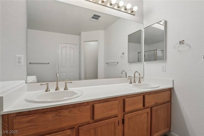 Building Photo - 7501 Bush Garden Ave