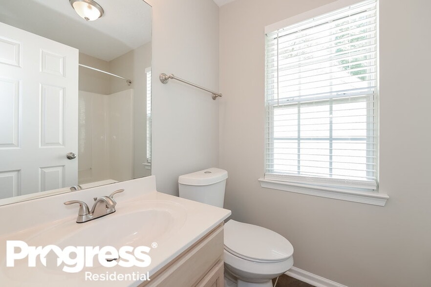 Building Photo - 529 Leslie Ann Ct