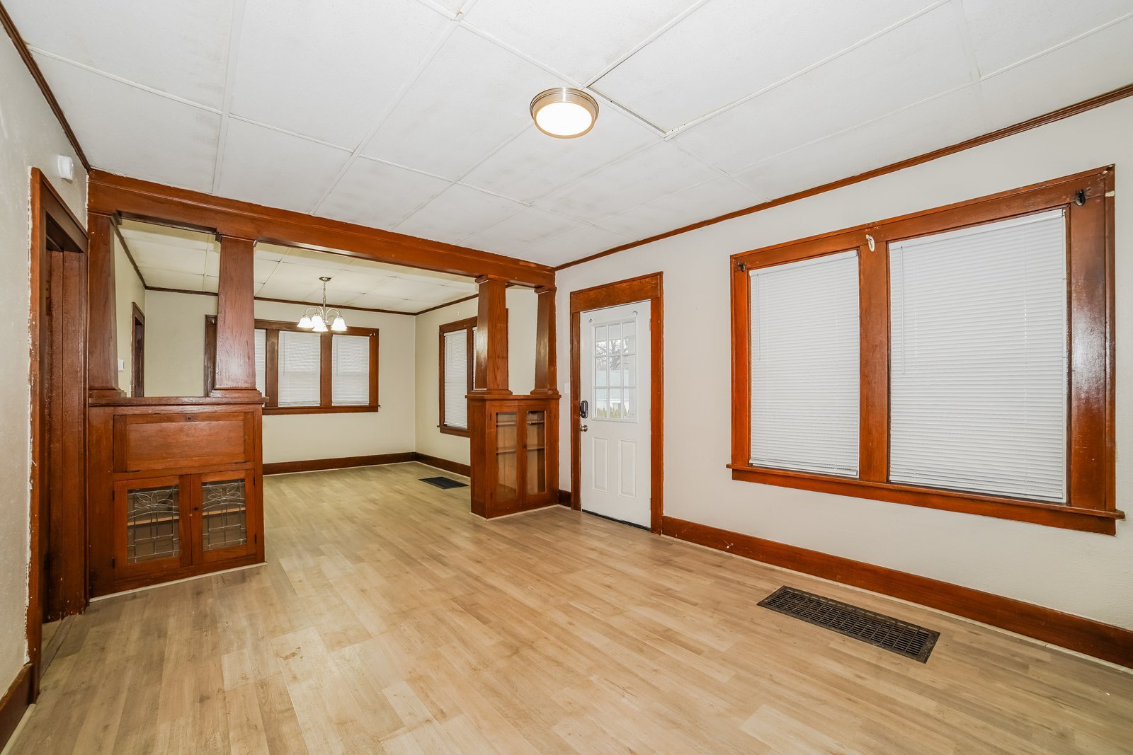 Building Photo - 1125 W McClure Ave