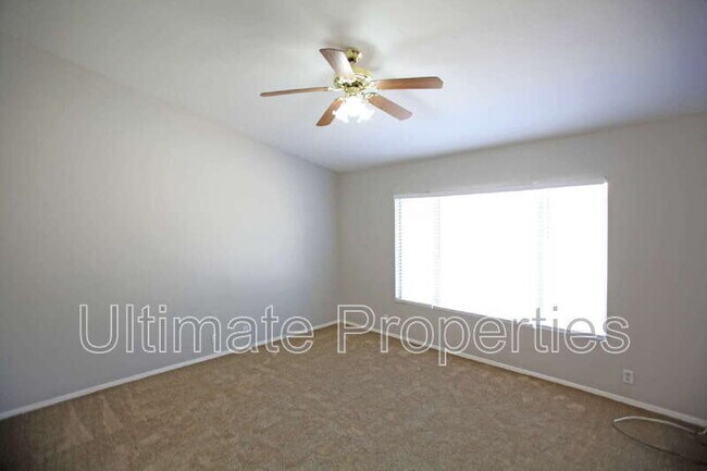 Building Photo - 7816 W Ocotillo Rd