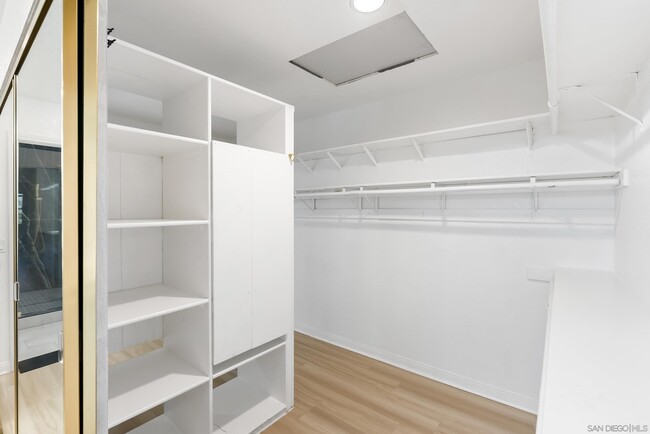 Building Photo - 6518 Monte Fuego