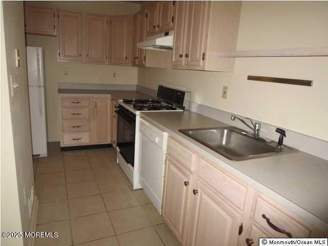 Building Photo - 152 White St